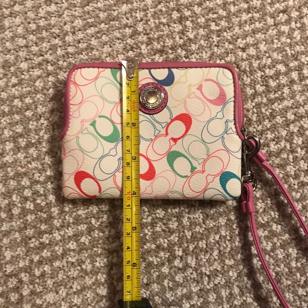 Coach Wristlet - Picture 3 of 8